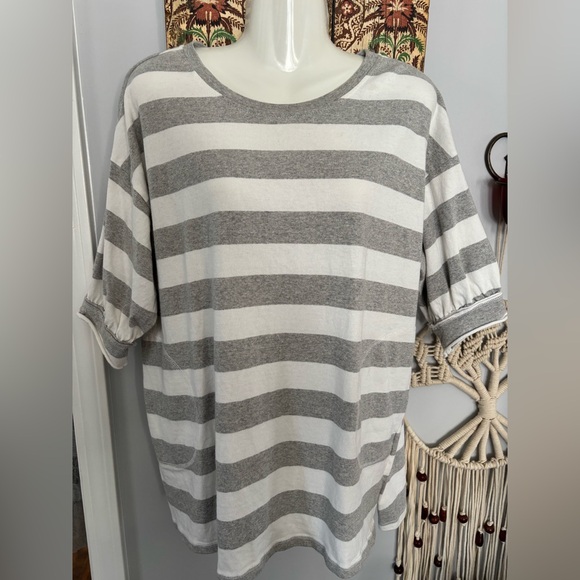 EASEL Tops - EASEL striped gray/white top summer